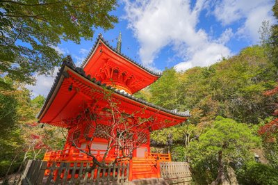 ⛩️ 세 폭포 사원 (미타키데라)